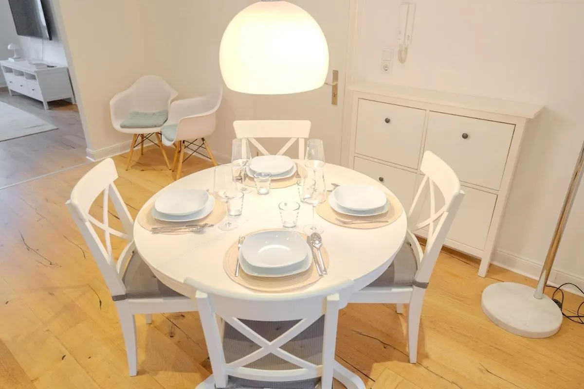 Luxus Apartment Mitten In بريمين 0*,