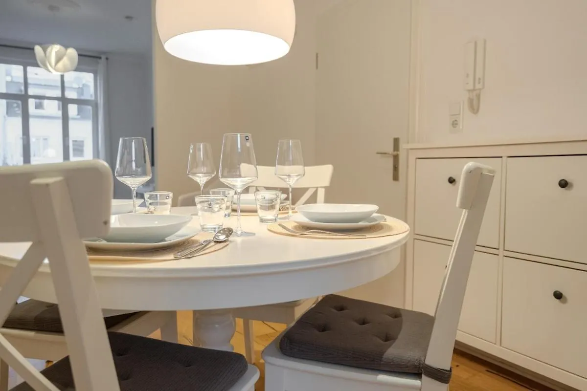 Luxus Apartment Mitten In بريمين